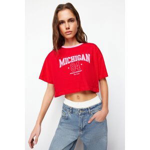 Trendyol Red 100% Cotton Slogan Printed Relaxed Crop Crew Neck Knitted T-Shirt