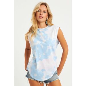 Cool & Sexy Women's Blue-White Tie-Dye T-Shirt