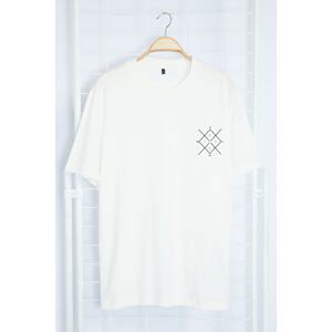 Trendyol Large Size Ecru Regular/Normal Cut Comfortable Printed 100% Cotton T-Shirt