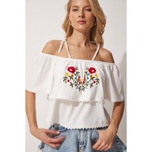 Happiness İstanbul Women's White Embroidered Strap Knitted Blouse