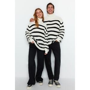 Trendyol Ecru Unisex Oversize Fit Wide Fit Striped Knitwear Sweater.