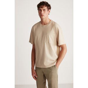 GRIMELANGE Leo Men's Regular Fit 100% Cotton Beige T-shirt with Pockets and Ornamental Labels