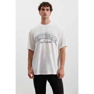 GRIMELANGE Noris Men Regular Fit 100% Cotton Printed T Shirt