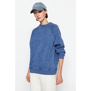 Trendyol Indigo Antiqued/Faded Effect Thick Fleece Inside. Basic Fit Raglan Sleeve Knitted Sweatshirt