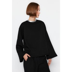 Trendyol Black Collar with Foil Print Thick Regular/Regular Pattern Knitted Sweatshirt