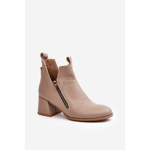 Women's leather boots with low heels with cutouts Zazoo beige