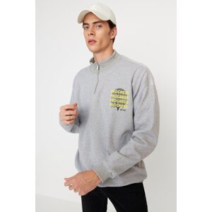 Trendyol Men's Gray Oversized Zippered Text Printed Sweatshirt with a Soft Pillow interior