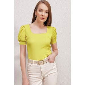 Bigdart 0409 Square Collar Knitted Blouse - Yellow