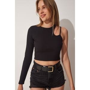 Happiness İstanbul Women's Black Cut Out Detailed Crop Knitted Blouse