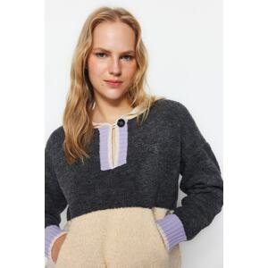 Trendyol Grey Soft textúrovaný Boucle Hooded Pletený sveter