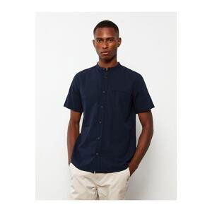 LC Waikiki Men's Regular Fit Short Sleeve Poplin Shirt.