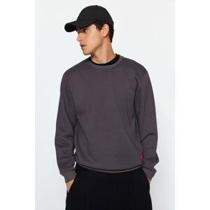 Trendyol Anthracite Men's Regular/Normal Cut Sweatshirt with Silicone Label Detail, Fleece Inside.