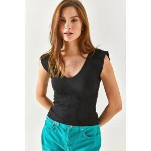 Olalook Women's Black Padded Shoulder Crop Knitwear Blouse