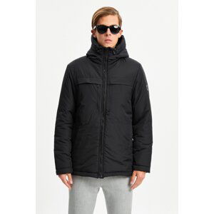 River Club Men's Black Fiber Inner Water And Windproof Hooded Winter Sports Coat & Parka