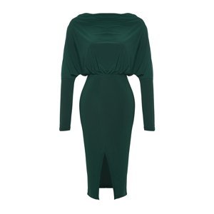 Trendyol Emerald Green Odetý golier A-Line / A-Line formálne midi strečové pletené šaty s rozparkom