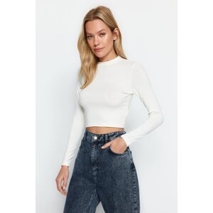 Trendyol Ecru Premium Soft Fabric Fitted Crop Stretchy Knitted Blouse