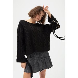 Lafaba Women's Black Boat Neck Knit Detail Knitwear Sweater