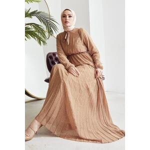 InStyle Ramona Chrumkavý vzor plisované šifónové hidžábové šaty - béžová