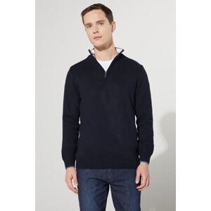 ALTINYILDIZ CLASSICS Men's Navy Blue Standard Fit Regular Cut Stand-Up Bato Collar Raised Soft Textured Knitwear Sweater