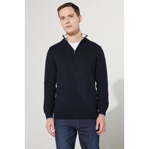 ALTINYILDIZ CLASSICS Men's Navy Blue Standard Fit Normal Cut High Bato Neck Raised Soft Textured Knitwear Sweater