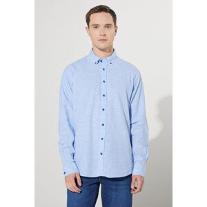 ALTINYILDIZ CLASSICS Men's Blue Comfort Fit Comfy Cut Buttoned Collar Linen Shirt.