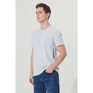 ALTINYILDIZ CLASSICS Pánske sivé tričko slim fit Slim Fit Crew Neck s krátkym rukávom Soft Touch Basic.