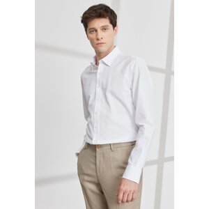 ALTINYILDIZ CLASSICS Men's White Slim Fit Slim Fit Hidden Button Collar Cotton Dobby Shirt.