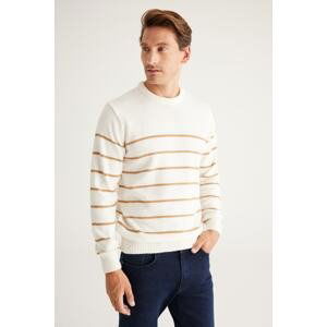 AC&Co / Altınyıldız Classics Men's Ecru-caramel Standard Fit Normal Cut Crew Neck Striped Knitwear Sweater.