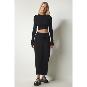 Happiness İstanbul Women's Black Ribbed Knitwear Crop Skirt Suit