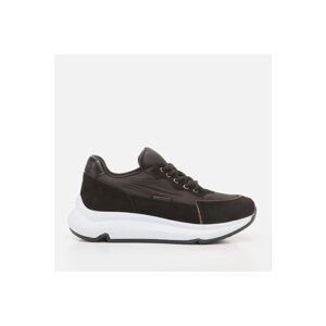 Yaya by Hotiç Black Pedestrian Women's Sports Shoes