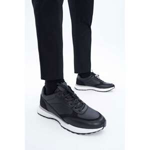 Yaya by Hotiç Black Yaya Men's Sports Shoes