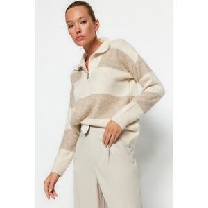 Trendyol béžová mäkký textúrovaný zips s vysokým výstrihom pletený sveter