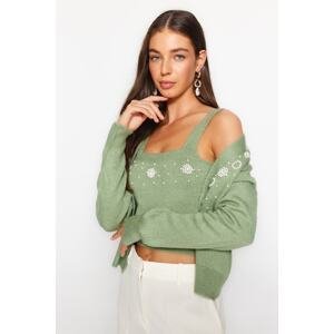 Trendyol zelená jemná textúra perla detailný sveter s výstrihom do V