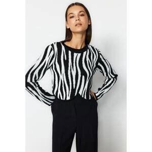 Trendyol Black Crop Crew Neck Color Block Pletený sveter