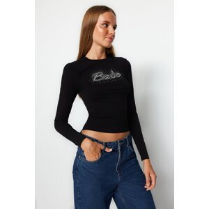 Trendyol Black Shiny Stone Printed Cotton Fitted Crop Knitted Blouse