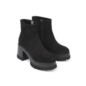 Capone Outfitters Round Toe Side Zipper Mid Heel Women's Boots