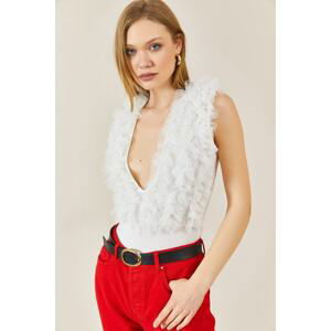 XHAN White V-Neck Tutu Detailed Blouse with Snap fastener