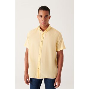 Avva Men's Yellow Button Collar 100% Cotton Thin Short Sleeve Regular Fit Shirt