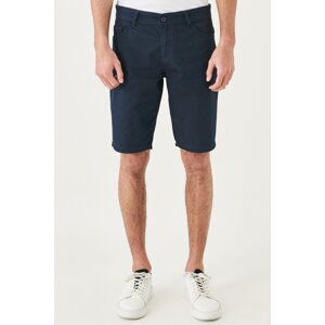 AC&Co / Altınyıldız Classics Men's Navy Blue Slim Fit Slim Fit Dobby Fitted 100% Cotton Casual Chino Shorts.