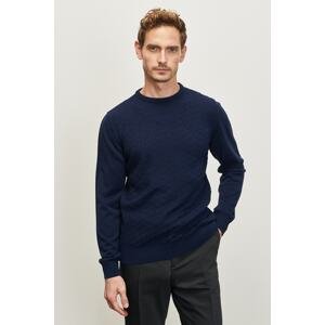 AC&Co / Altınyıldız Classics Men's Navy Blue Standard Fit Normal Cut Crew Neck Knitwear Sweater.