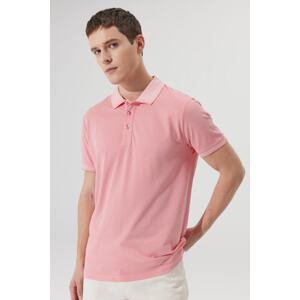 AC&Co / Altınyıldız Classics Pánske tričko s nezmršťovacou bavlnenou tkaninou Slim Fit Slim Fit ružovo-biele polotričko s polo výstrihom.