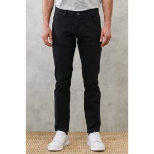 ALTINYILDIZ CLASSICS Men's Black 360-Degree Stretchy Comfortable Slim Fit Slim-fit Trousers.