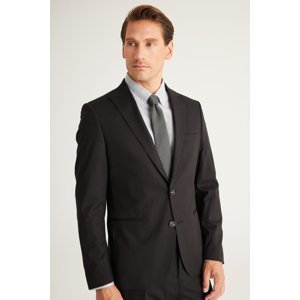ALTINYILDIZ CLASSICS Men's Black Extra Slim Fit Slim Fit Dovetail Collar Suit.