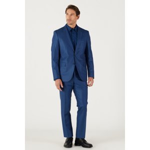 ALTINYILDIZ CLASSICS Men's Blue Slim Fit Slim Fit Monocollar Plaid Classic Woolen Suit.