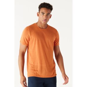 ALTINYILDIZ CLASSICS Pánske oranžové tričko slim fit Slim Fit Crew Neck s krátkym rukávom ľanové tričko.