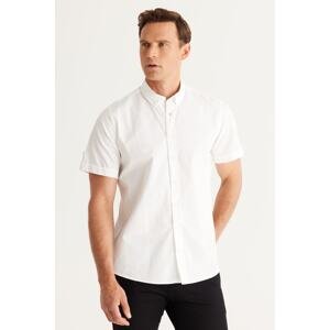 AC&Co / Altınyıldız Classics Men's White Slim Fit Slim Fit Buttoned Collar Cotton Short Sleeved Linen Shirt.