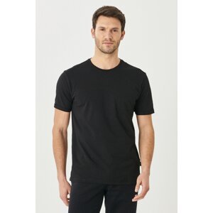 AC&Co / Altınyıldız Classics pánske čierne tričko slim fit slim fit 100% bavlna Crew vreckové tričko.