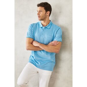 ALTINYILDIZ CLASSICS Pánska nezmršťovacia bavlnená tkanina regular fit široký strih modrý pologolier s vreckami tričko.