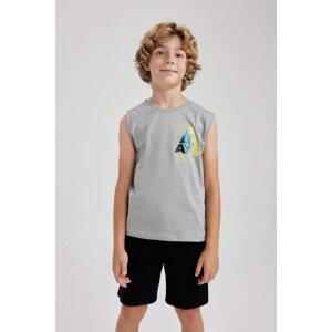 DEFACTO Boy Regular Fit Undershirt