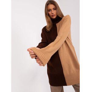 Brown and camel turtleneck with cuffs